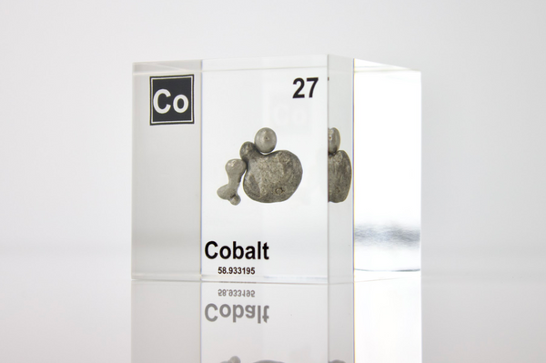 Cobalt element in a clear acrylic cube, displaying its name, atomic number, and key properties as shown on the periodic table. An elegant and informative piece perfect for science lovers and collectors.