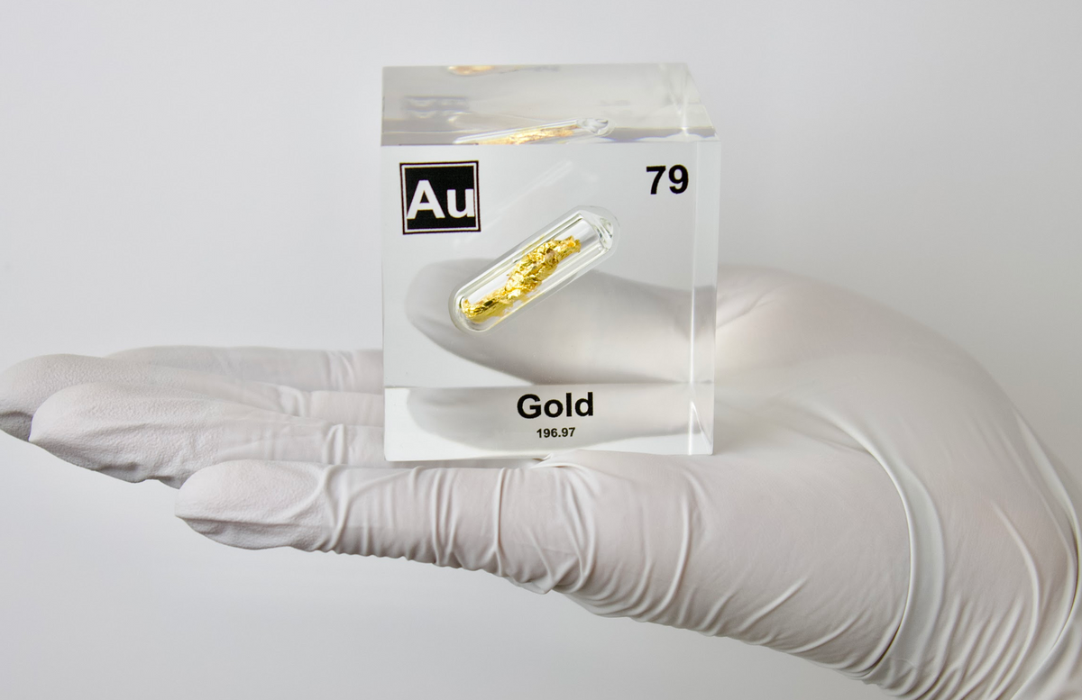 Gold Element Cube – Engineered Labs