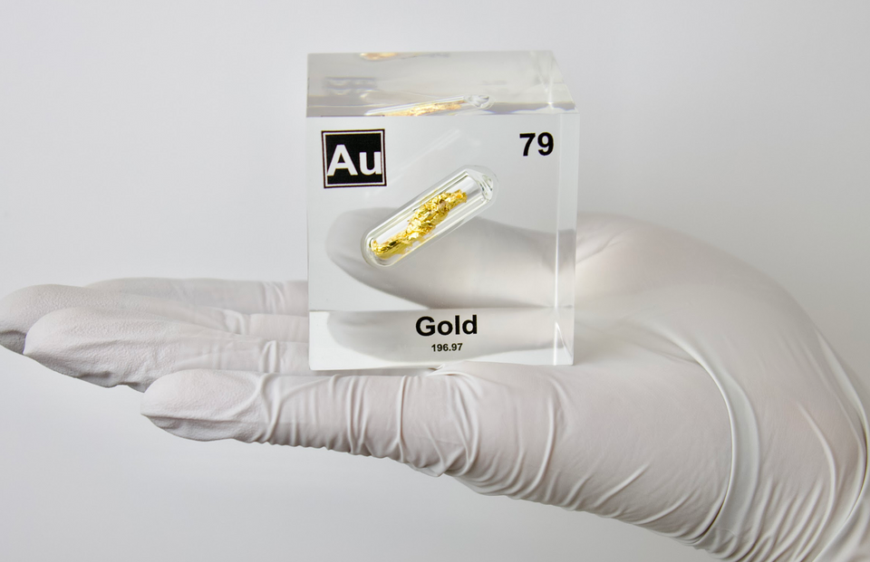 Gold Element Cube – Engineered Labs