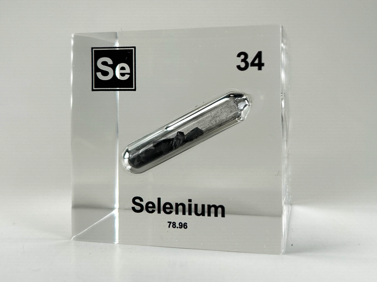 Selenium Element Cube – Engineered Labs