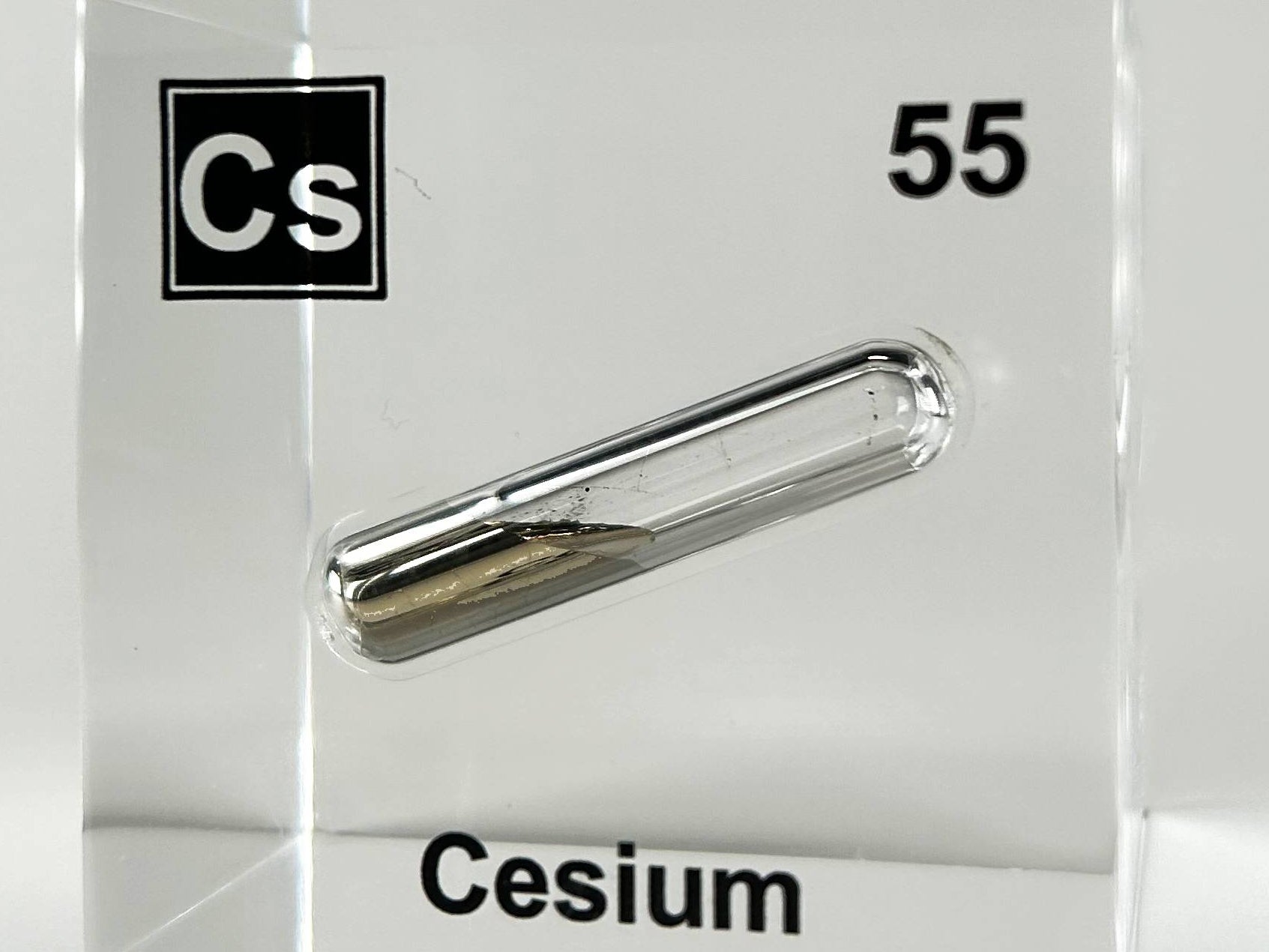 Cesium Element Cube – Engineered Labs