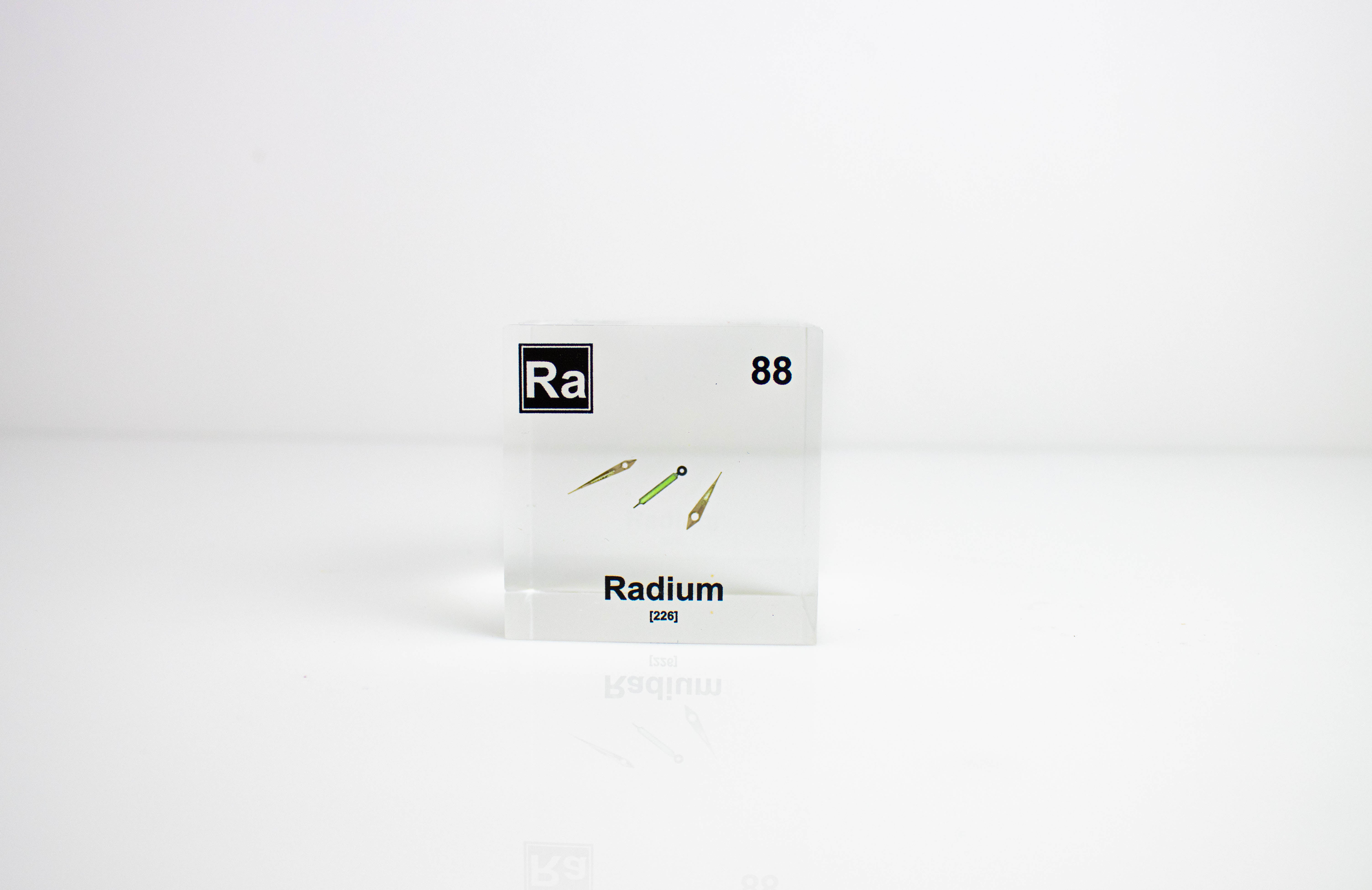 Esco Radium Radium Element Cube – Engineered Labs