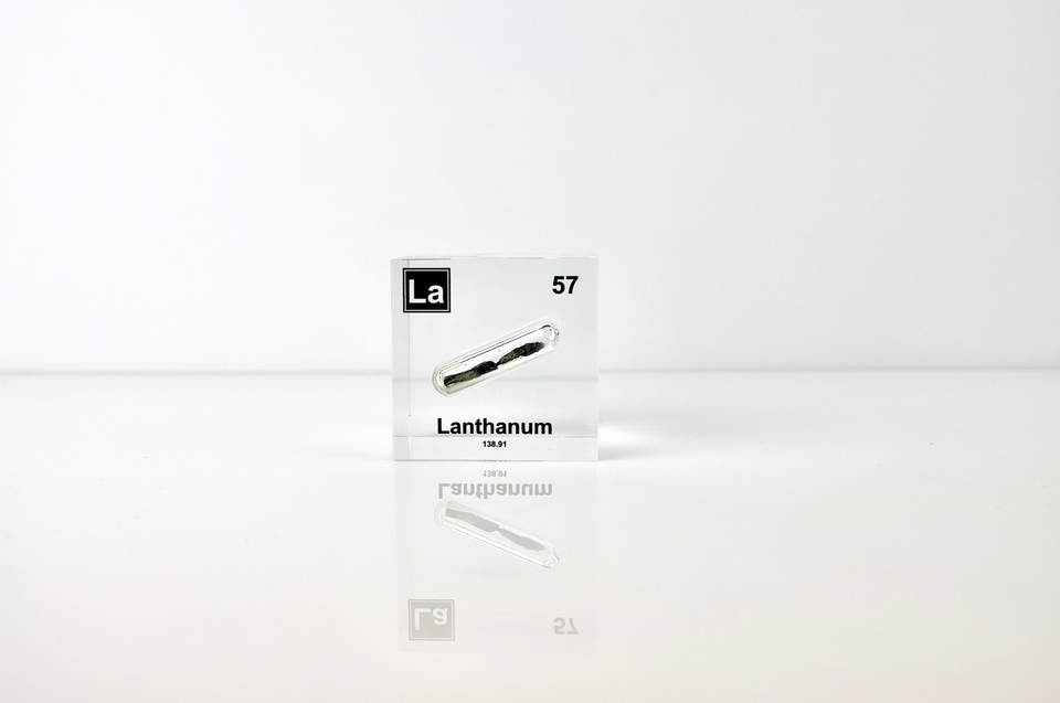 Lanthanum Element Cube – Engineered Labs