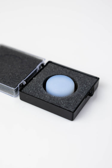 Aerogel Disc Touch Display