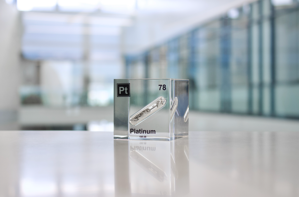 Platinum Element Cube – Engineered Labs