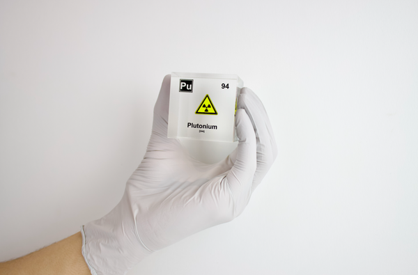 Plutonium Element Cube – Engineered Labs