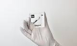 Clear acrylic cube encasing a Selenium ampule with its atomic number 34. Ideal for display in educational settings, scientific collections, or as a decorative piece.