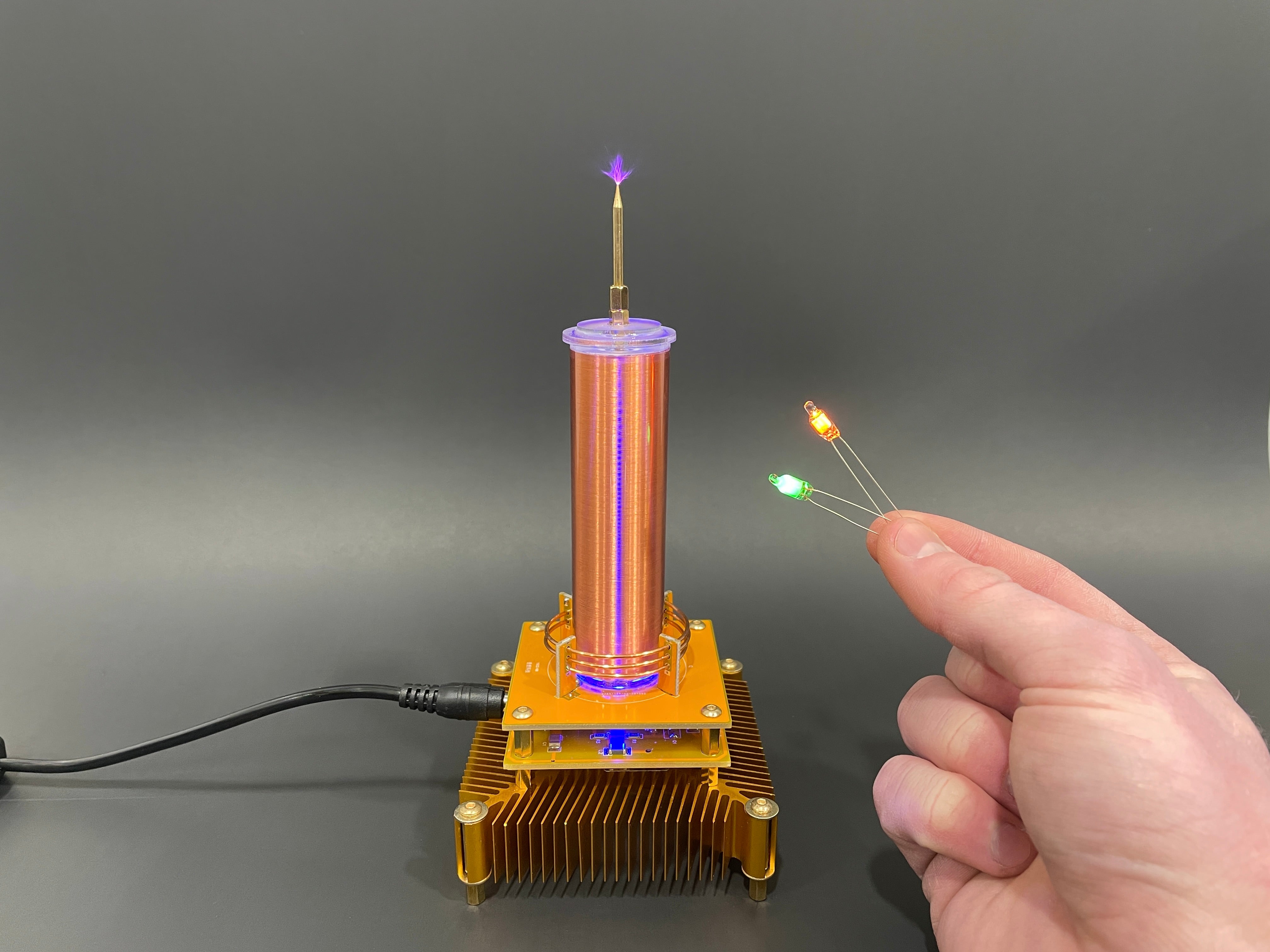 Mini Tesla Coil – Engineered Labs