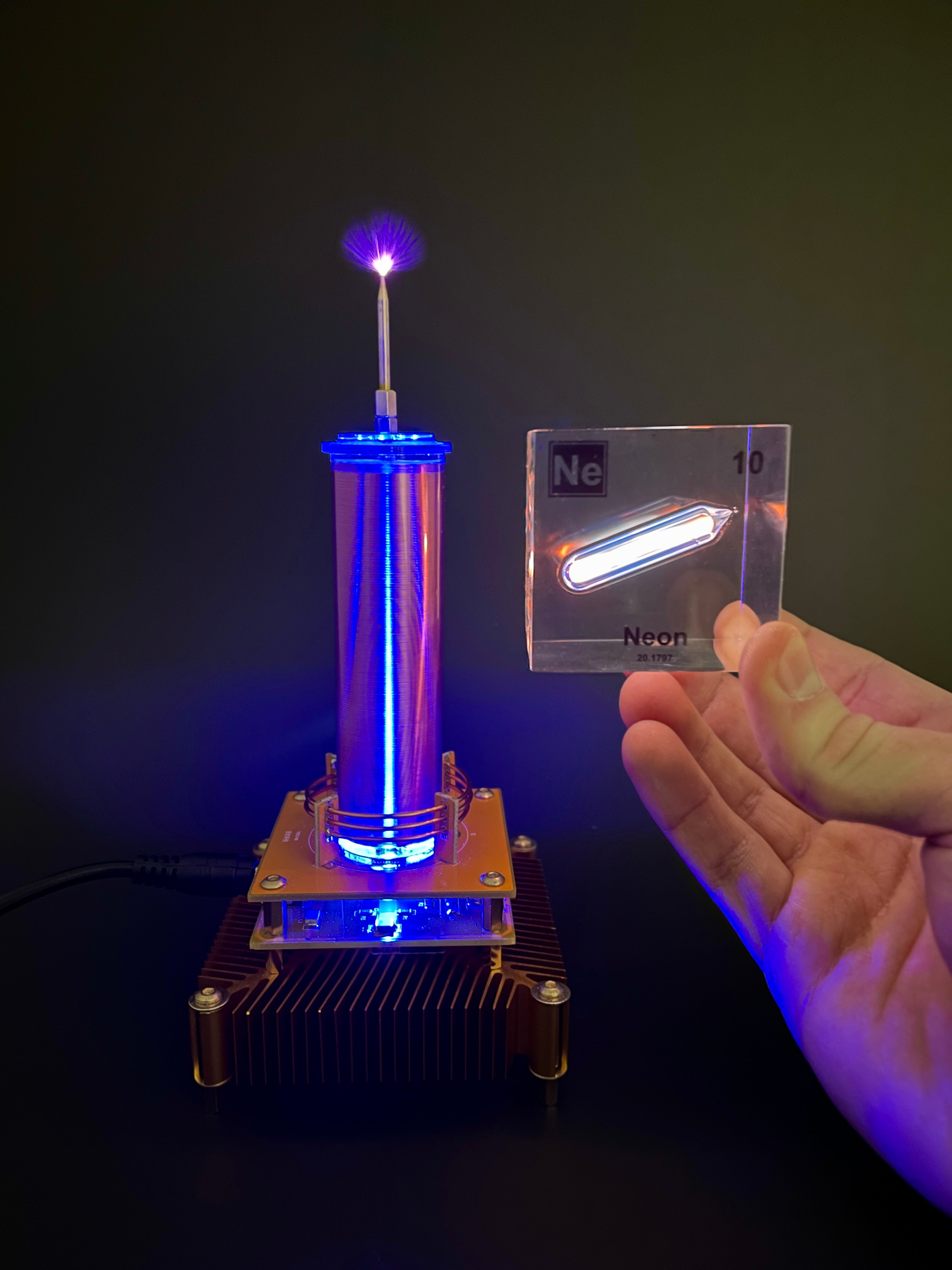 Mini Tesla Coil *Temporarily Back-Ordered* – Engineered Labs