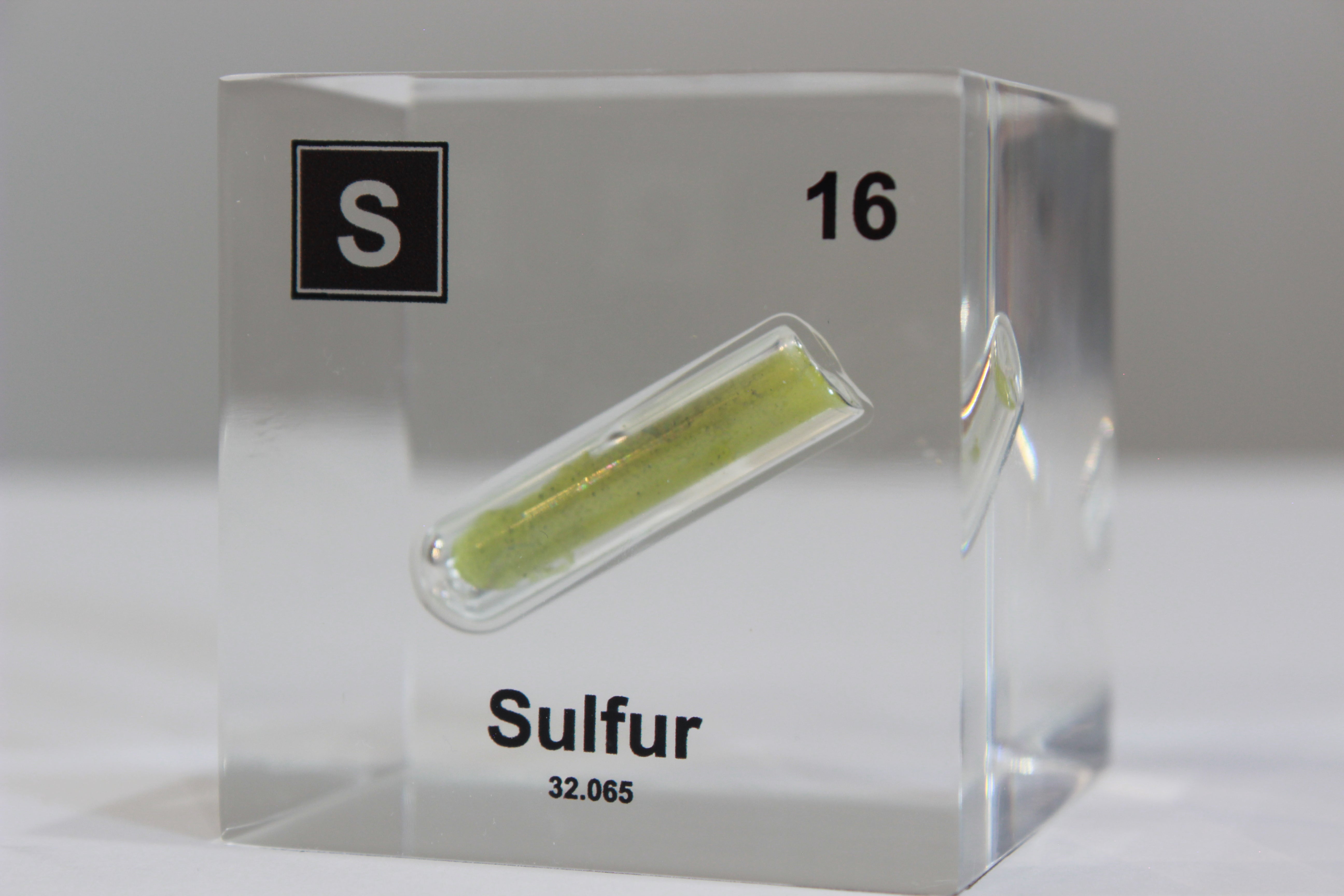 Sulfur Element Cube – Engineered Labs